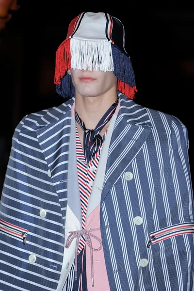 Look 93